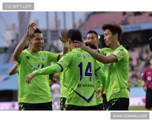 成都蓉城热血对决江原FC烽火辉映国庆盛典荣耀